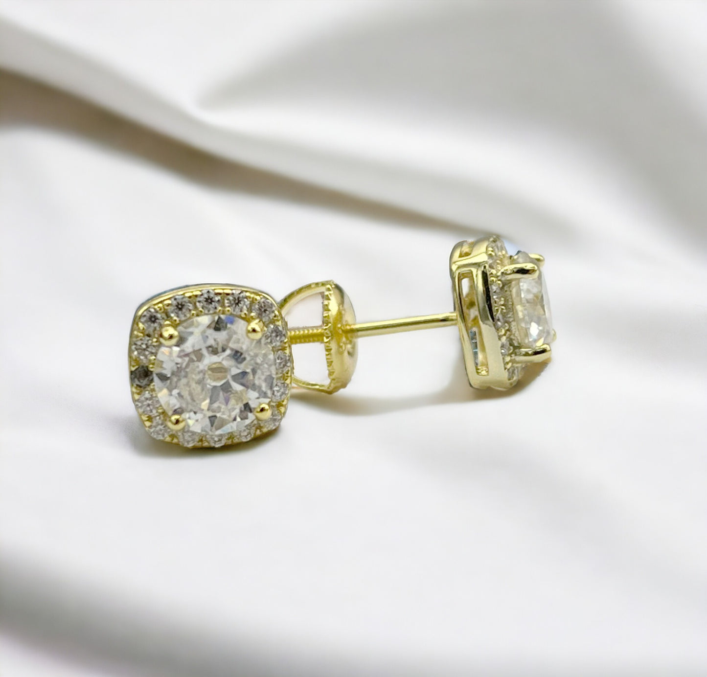 MEM-33 (Moissanite Stone Earring)