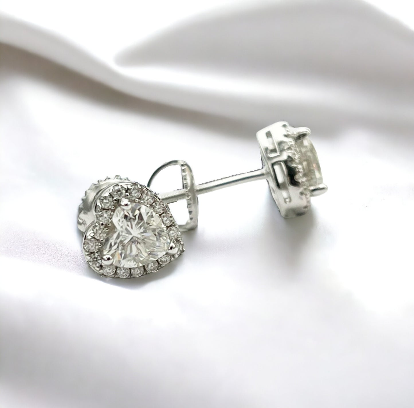 MEM-34 (Moissanite Stone Earring)