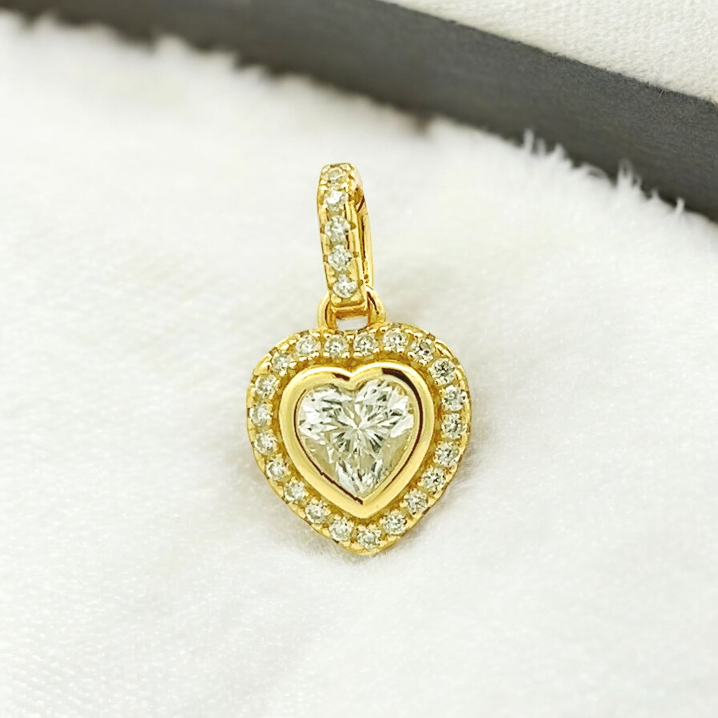 MPW-02 Moissanite Stone Pendant