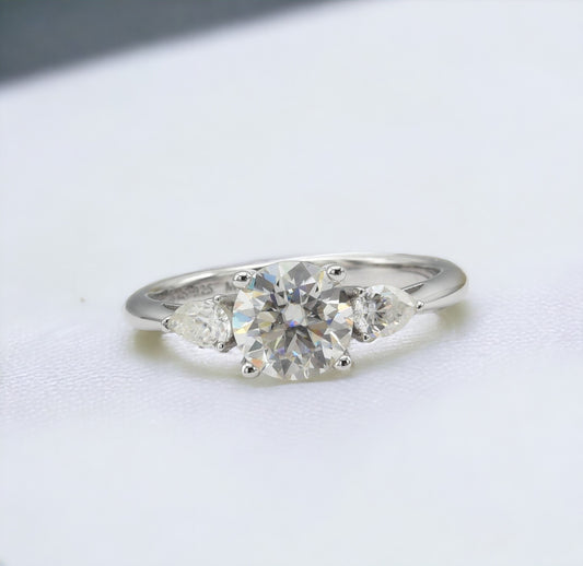 MRW-14 (Moissanite Stone Ring)